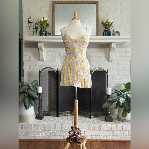 RVCA First Class Dress - size M - Picture 5 of 15